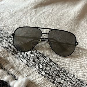 🚨🔥LAST CHANCE🔥🚨 High Key Silver (black frame)